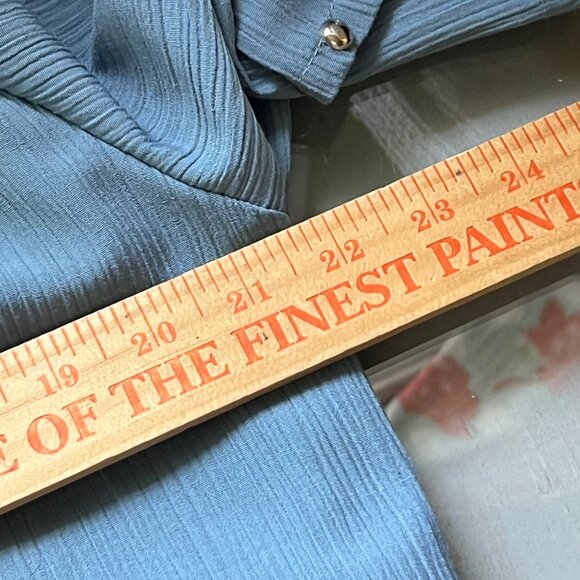 Vintage Carefree Fashions Shirt Skirt Set Size Medium Button Blue Studded Casual - Picture 16 of 16